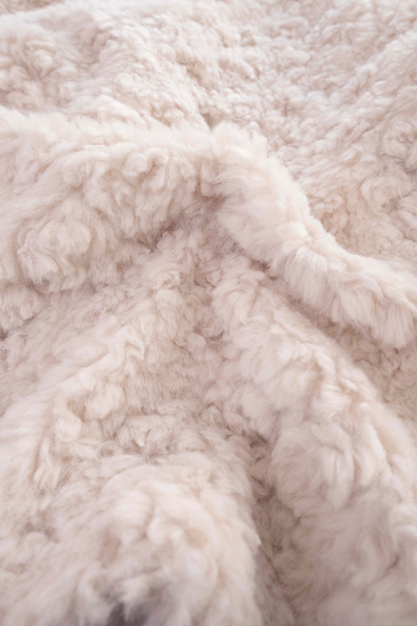 FLUFFY ECO FUR JACKET