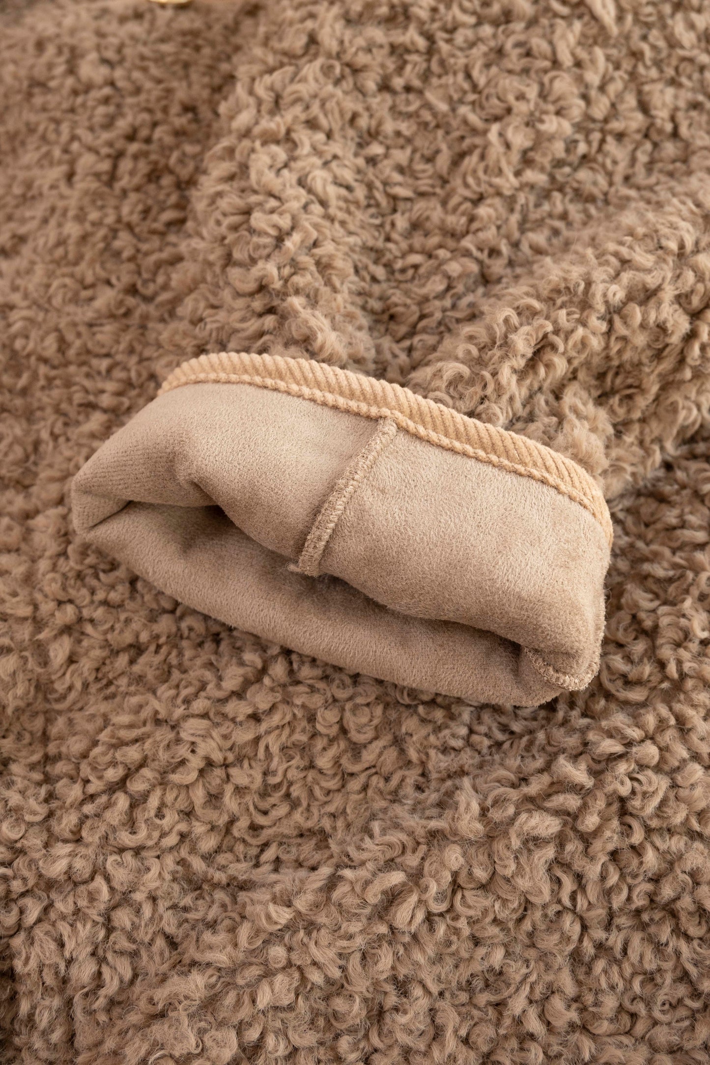 FAUX MOUTON COLLARLESS JACKET