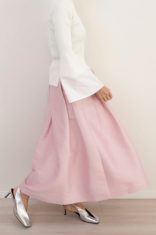 GLOSSY DRAMATIC SKIRT