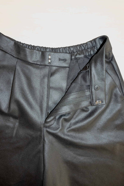 LEATHER LIKE SHORT PANTS