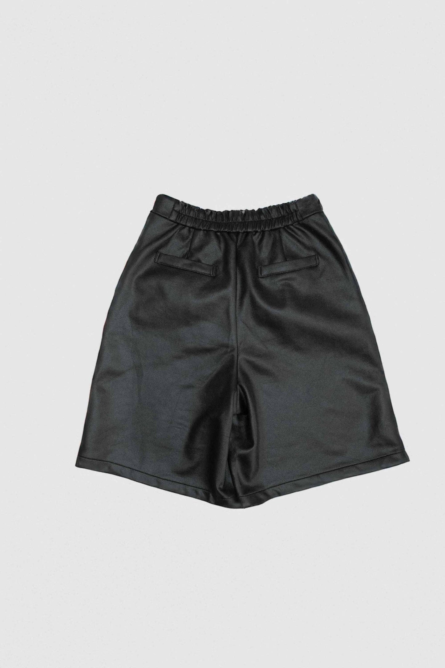 LEATHER LIKE SHORT PANTS