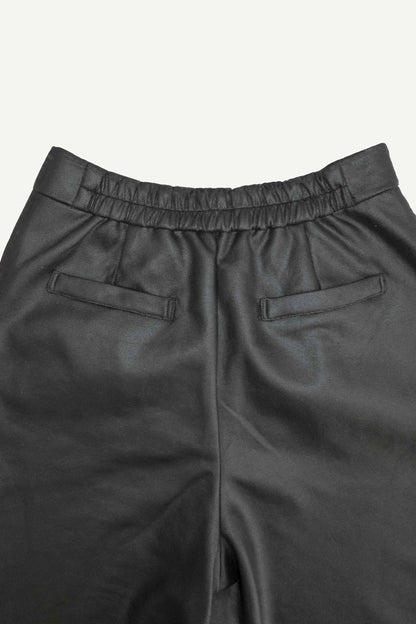 LEATHER LIKE SHORT PANTS