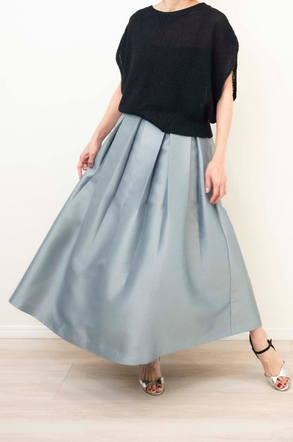 GLOSSY DRAMATIC SKIRT